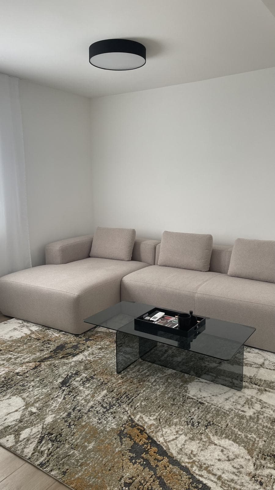 Luksuzan dvosoban stan za dugoročan najam! PET FRIENDLY! PARKING