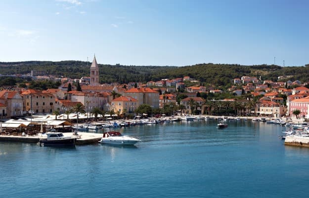 Sutivan Brač poljoprivredno zemljište pogled na more