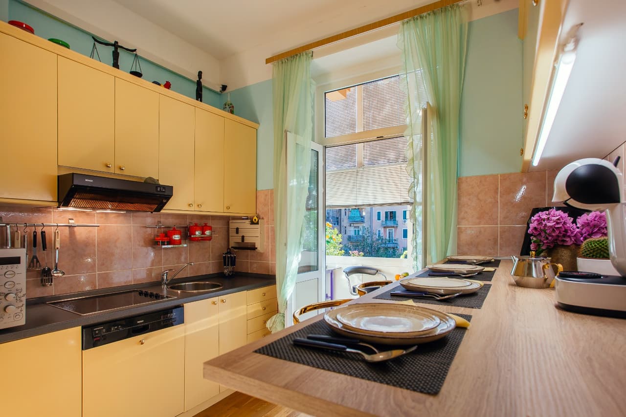 MANUŠ-TROSOBNI STAN 95M2-DUGOROČNO!