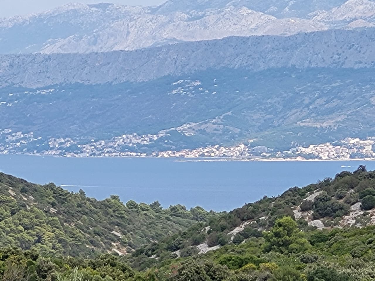 Poljoprivredno zemljište s pogledom na Split !!!