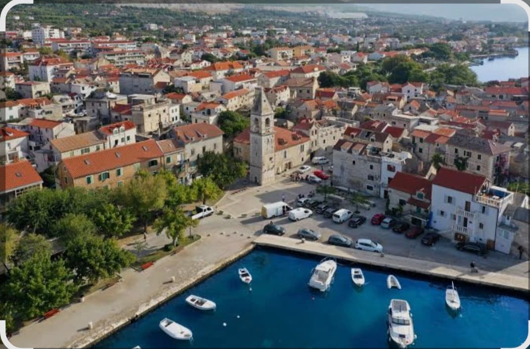 Kaštel Sućurac građevinska zemlja