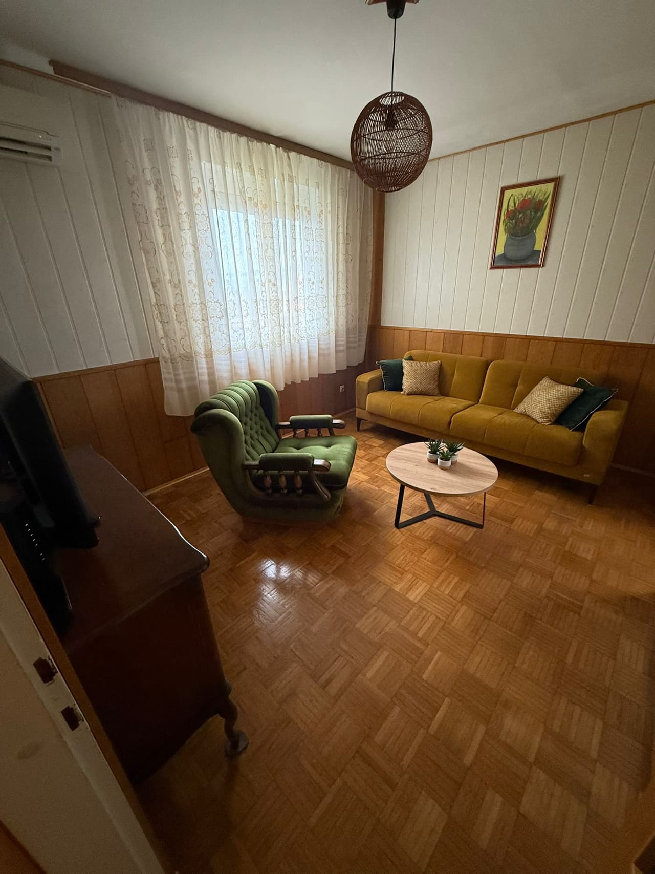 SUĆIDAR, SPLIT-JEDNOSOBAN STAN DUGOROČNO! 47m2