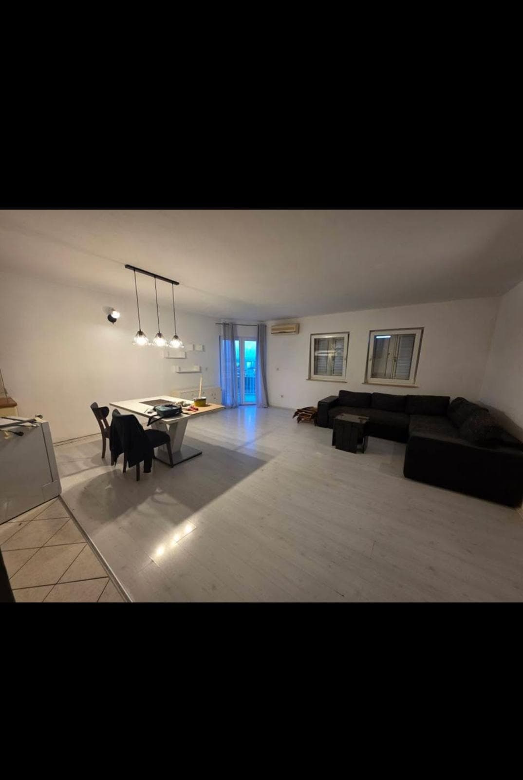 Kaštel Gomilica, Komforan dvosoban stan s pogledom na more!