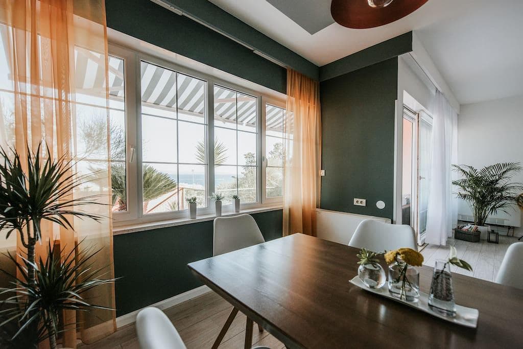 DVOSOBAN STAN S VRTOM I GARAŽOM, POGLED NA MORE - ŽNJAN