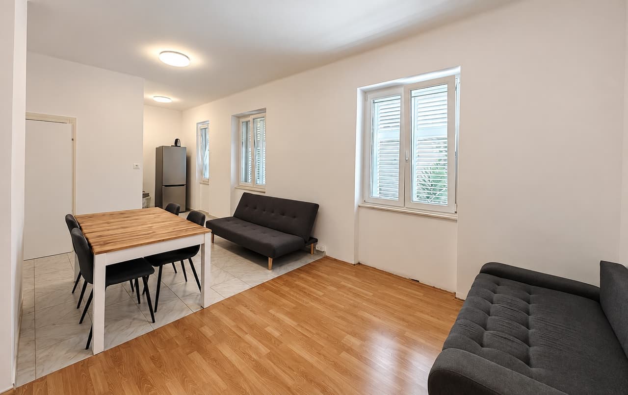 POSLOVNI PROSTOR ZA MIRNU DJELATNOST - 78m2 - MANUŠ