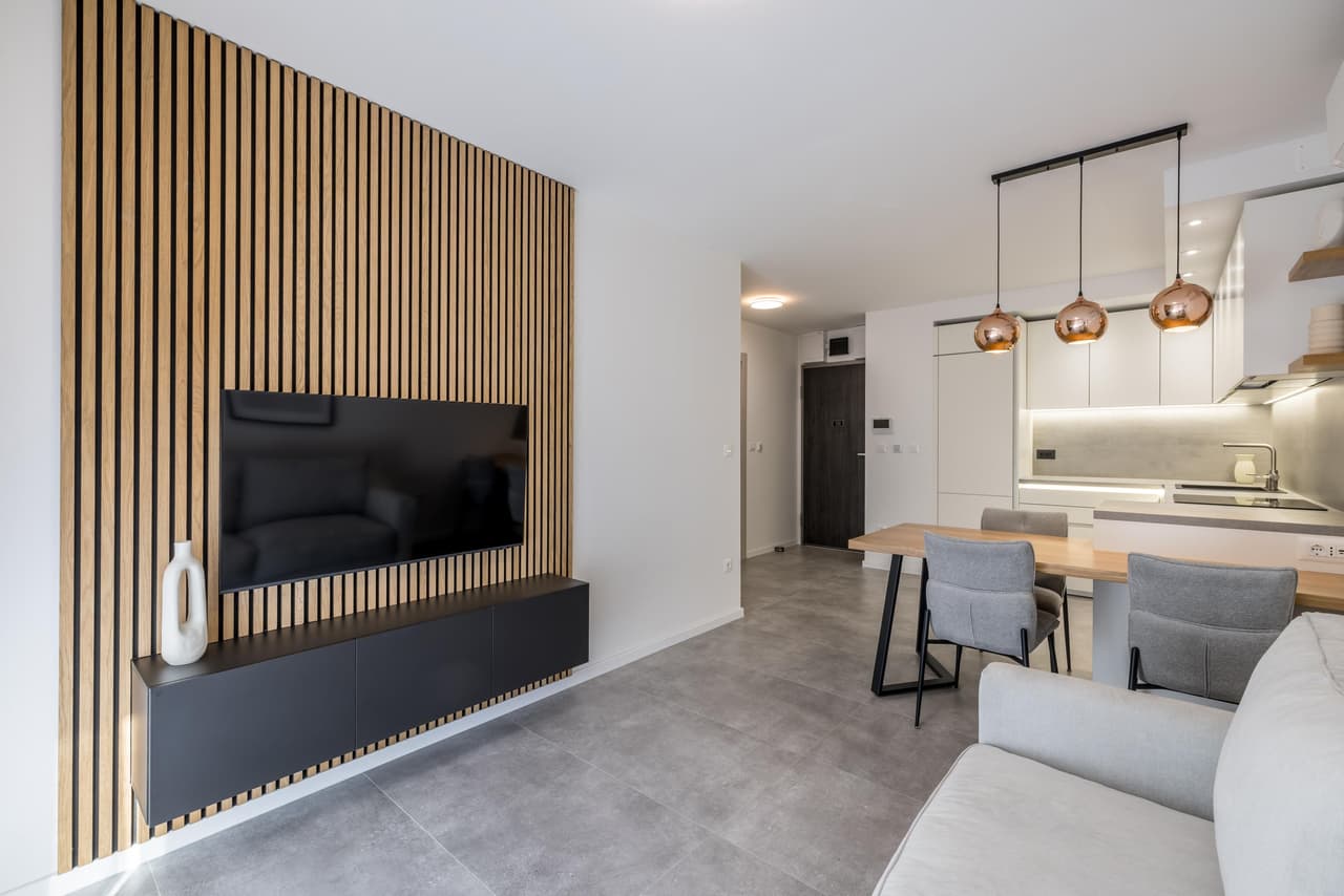 JEDNOSOBAN STAN S GARAŽNIM MJESTOM - ŽNJAN - DUGOROČNO